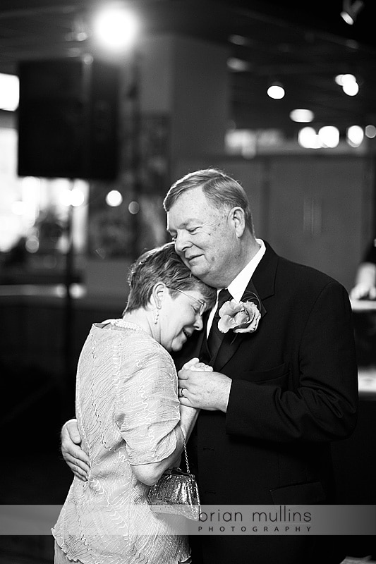 wedding reception photographers at Bogarts in Raleigh.