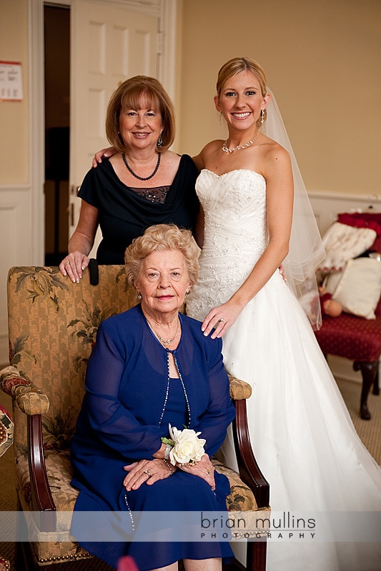 family portrait before the wedding family portrait before the wedding