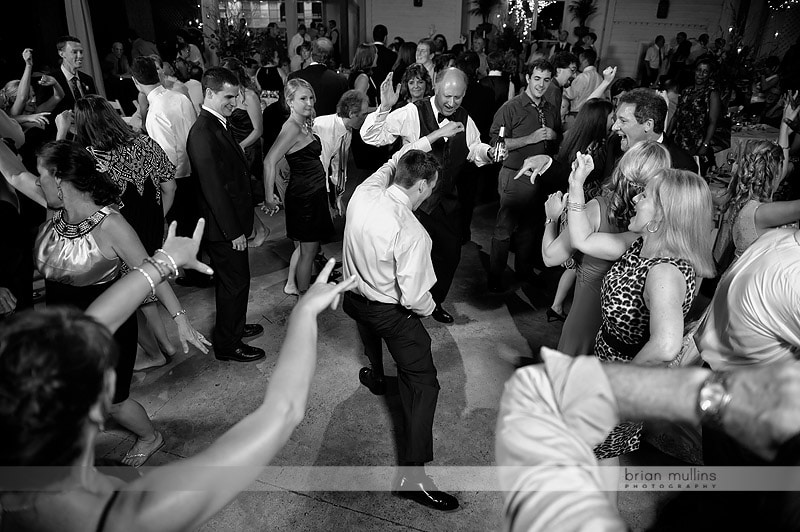 fun wedding dance pictures