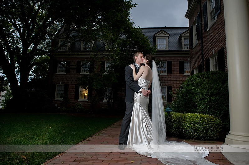 carolina inn wedding photo