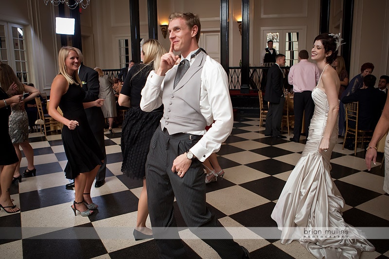 funny groom photo