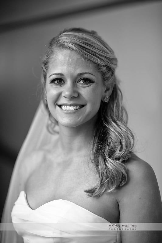 B&amp;W bridal portrait